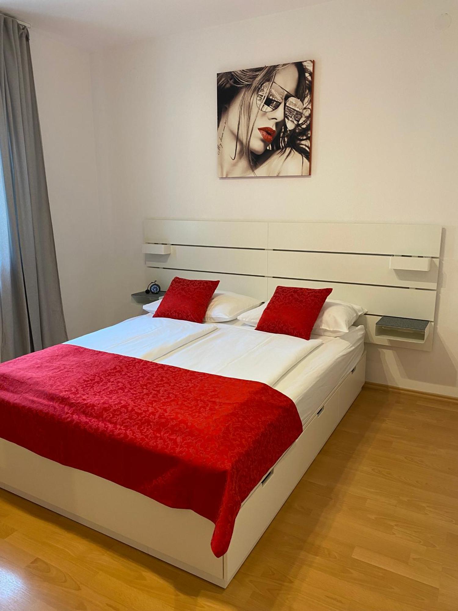 Villa Jasmin Bol Esterno foto