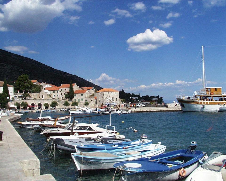 Villa Jasmin Bol Esterno foto