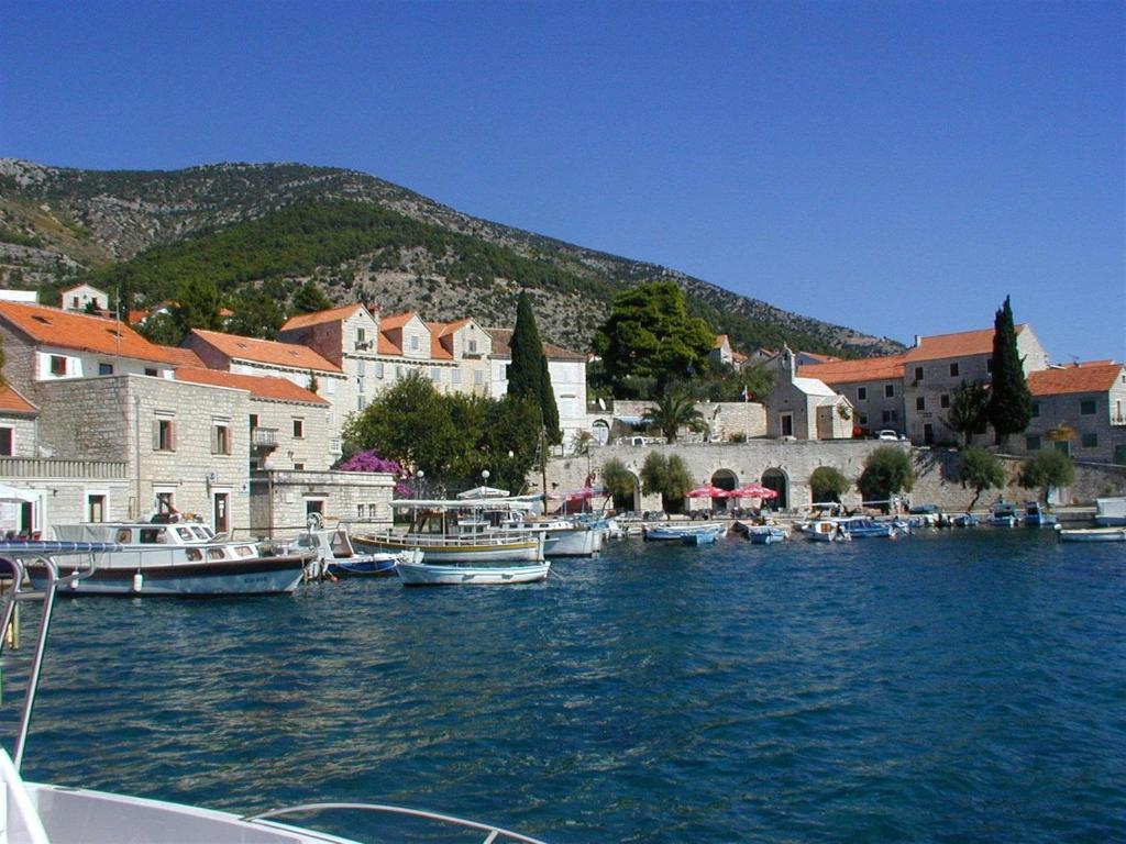 Villa Jasmin Bol Esterno foto